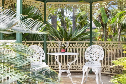 The Palms - Tourism TAS 9
