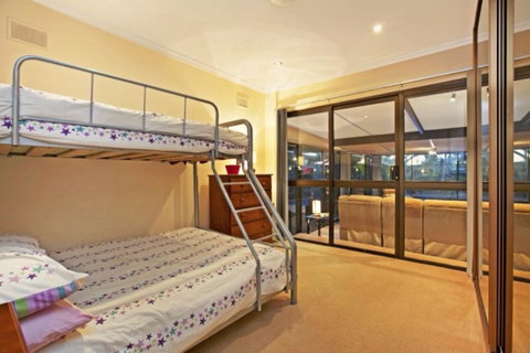 The Palms - Tourism TAS 17
