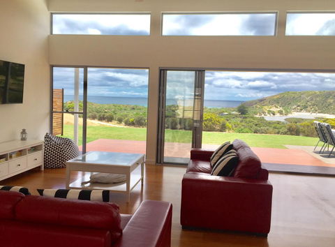 Middle River Beach House - East & West House - Hobart Tourism 20