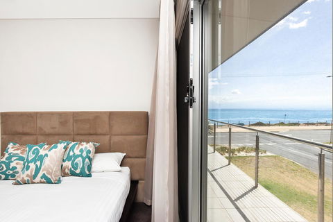 Esplanade Escape - Tourism TAS 12