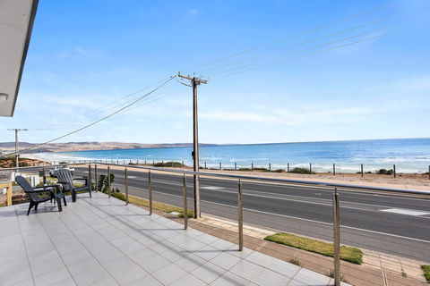 Esplanade Escape - Tourism TAS 16