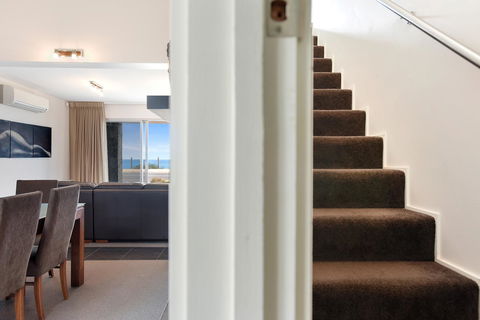 Esplanade Escape - Tourism TAS 19