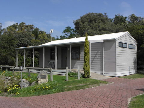 Lakeside Tourist Park - Hobart Tourism 1