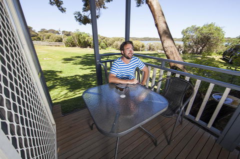 Lakeside Tourist Park - Hobart Tourism 0