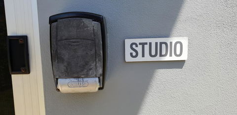 2 Austinmer Studio - Tourism TAS 11