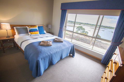 Limestone Ridge - Tourism TAS 10