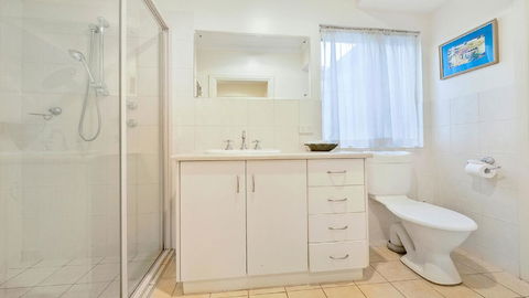 GOUGER 265 - Hobart Tourism 10