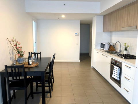 CENTRAL ESCAPE 2 BEDROOM @ ADELAIDE CBD - Hobart Tourism 6
