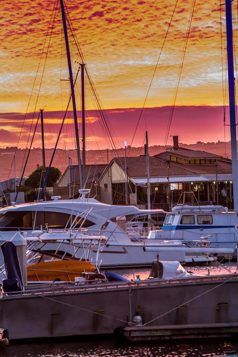 Marina Reflections - Tourism TAS 19