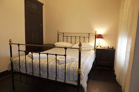 The Rising Sun Hotel - Hobart Tourism 13