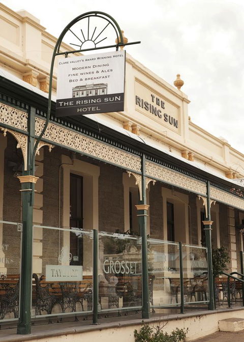 The Rising Sun Hotel - Hobart Tourism 12