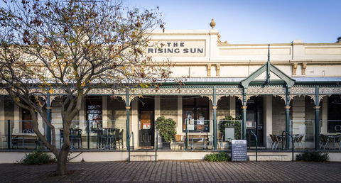 The Rising Sun Hotel - Hobart Tourism 2