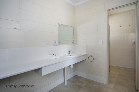 Victor Harbor City Inn - Tourism TAS 14