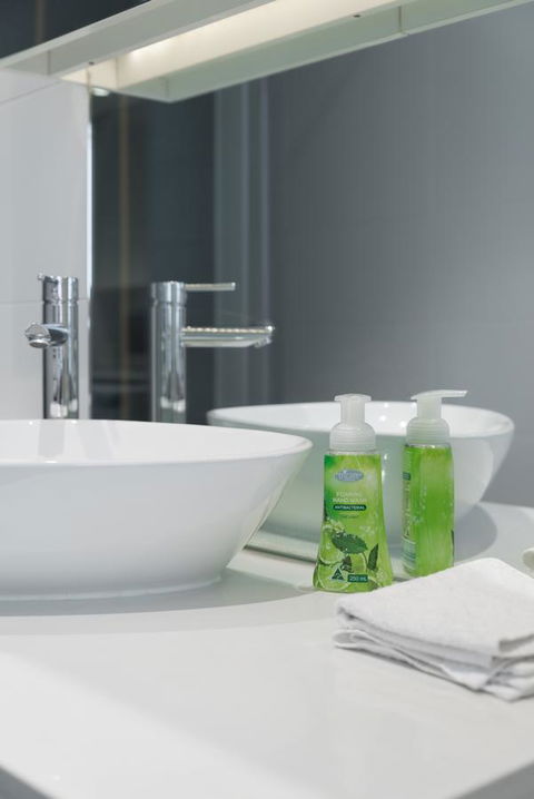 Ther-Rich Elegant 1BR Apartment In Walkerville - Tourism TAS 24
