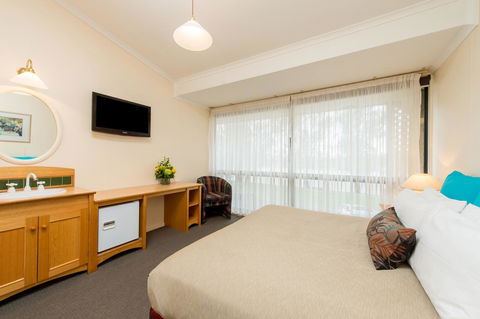 Berri Hotel - Tourism TAS 35