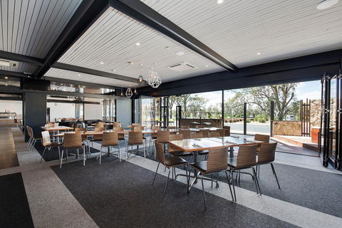 Berri Hotel - Tourism TAS 12
