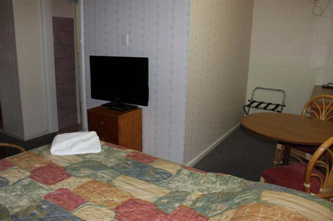 Island Motel Kingscote - Hobart Tourism 13