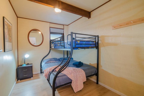 Aldinga Beach Break - C21 SouthCoast Holidays - Hobart Tourism 9