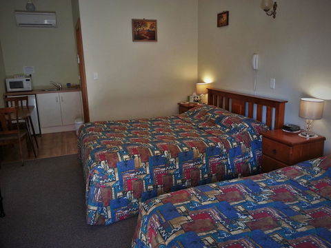 Sonbern Lodge Motel - Hobart Tourism 25