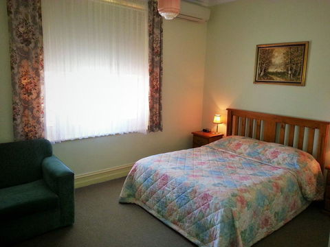Sonbern Lodge Motel - Hobart Tourism 11