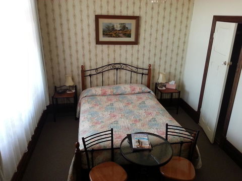 Sonbern Lodge Motel - Hobart Tourism 3