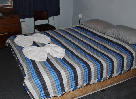 Royal Exchange Hotel - Hobart Tourism 8
