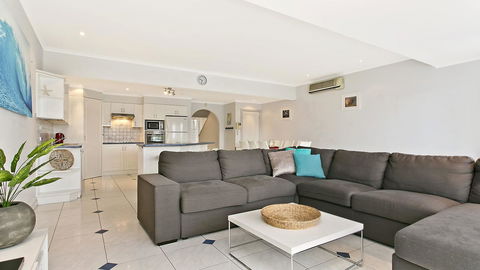 Salt Waterfront Apartment - Tourism TAS 8