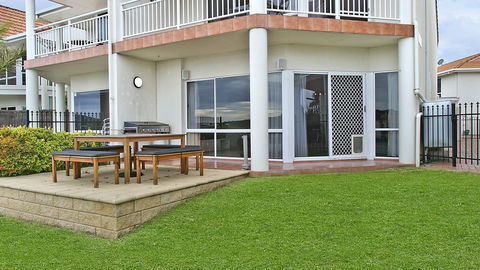 Salt Waterfront Apartment - Tourism TAS 6