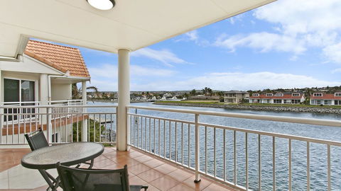 Salt Waterfront Apartment - Tourism TAS 9