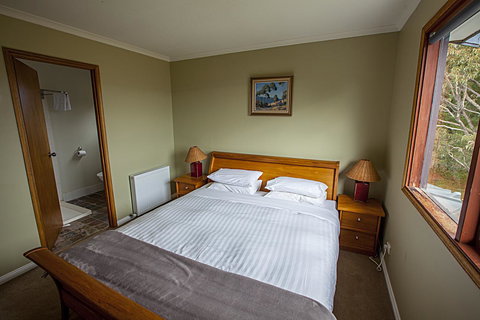 Eagles Range - Hobart Tourism 9