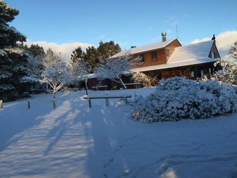 Eagles Range - Hobart Tourism 1