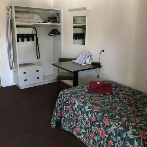 Travelway Motel - Tourism TAS 3