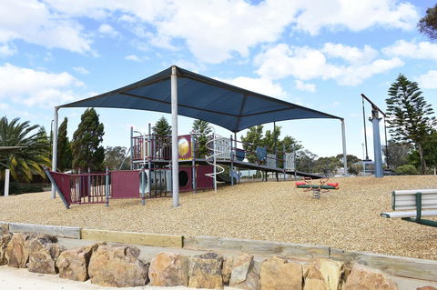 Travelway Motel - Tourism TAS 27