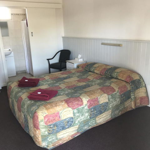 Travelway Motel - Tourism TAS 12