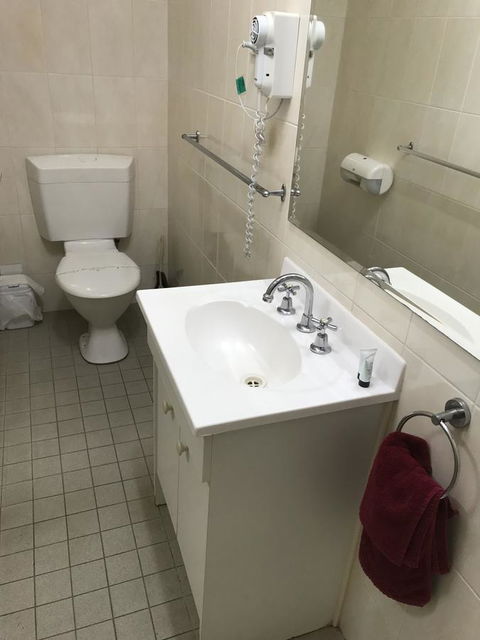 Travelway Motel - Tourism TAS 5