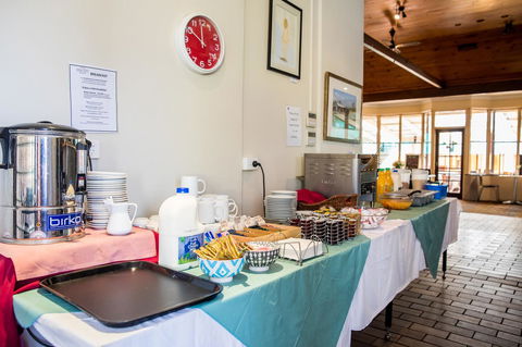 Lilac City Motor Inn & Steakhouse - Hobart Tourism 2