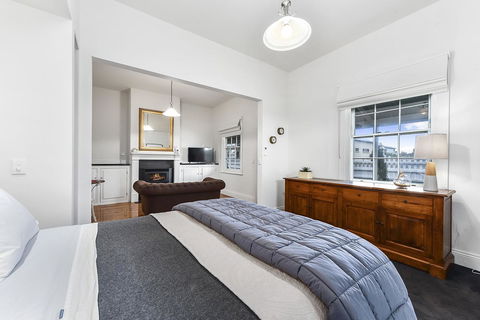 Railway Cottage In Beachport - Hobart Tourism 2