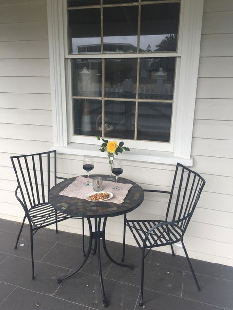 Railway Cottage In Beachport - Hobart Tourism 21