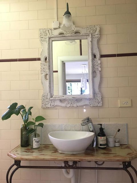 Yallaroo Cottage - Hobart Tourism 12