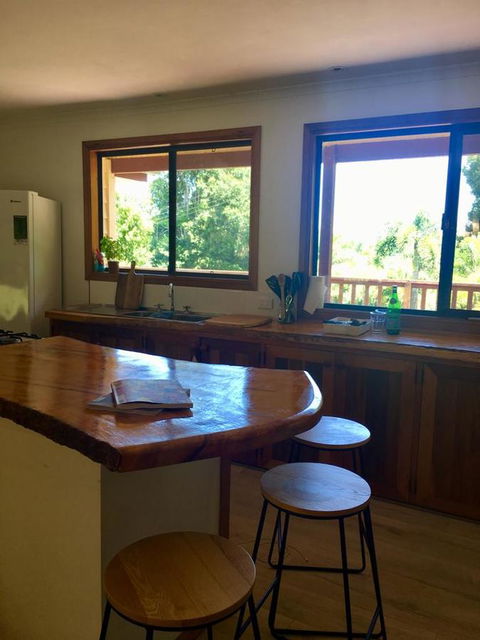Yallaroo Cottage - Hobart Tourism 15
