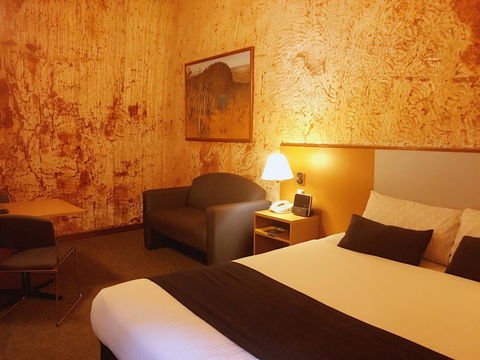 Desert Cave Hotel - Hobart Tourism 41