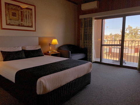 Desert Cave Hotel - Hobart Tourism 20