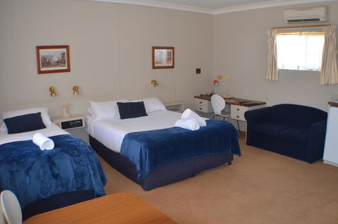 Deer Park Motor Inn Armidale - Tourism TAS 1