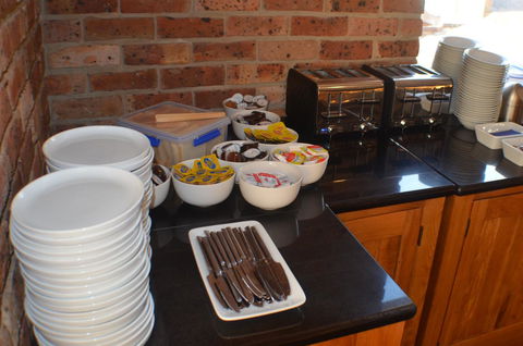 Deer Park Motor Inn Armidale - Tourism TAS 15