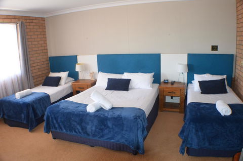 Deer Park Motor Inn Armidale - Tourism TAS 10