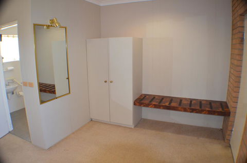 Deer Park Motor Inn Armidale - Tourism TAS 35