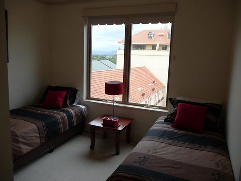 City Escape 3 Bedroom East End Of Adelaide - Hobart Tourism 6