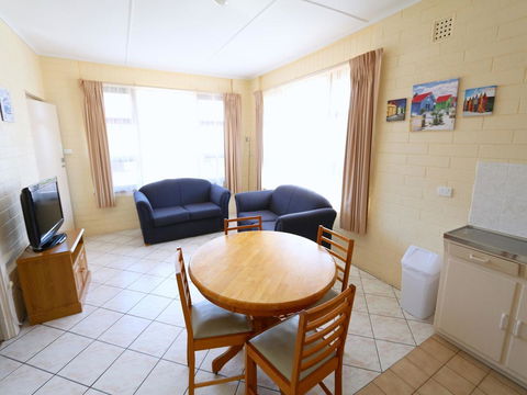 Robe Central Motel - Hobart Tourism 22