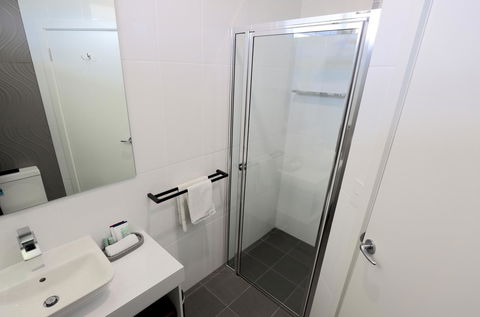 Robe Central Motel - Hobart Tourism 37