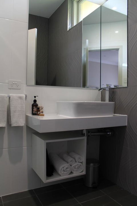 Robe Central Motel - Hobart Tourism 7